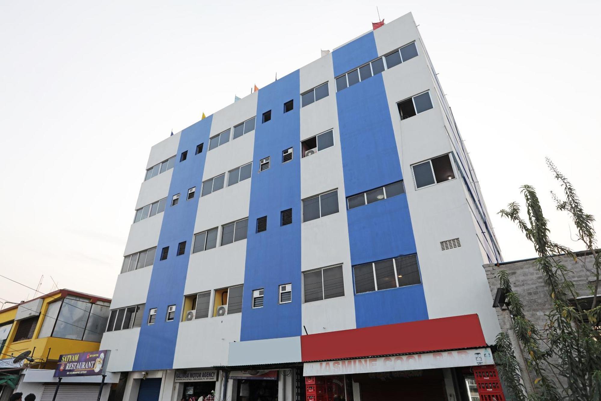 Collection O Hotel New Jasmine Urali Exterior photo