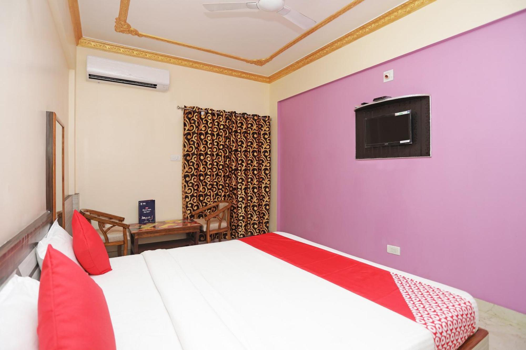 Collection O Hotel New Jasmine Urali Exterior photo